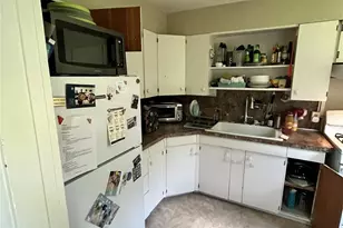 1010 Bellevue Ct E, Seattle, WA 98102 - Photo 19