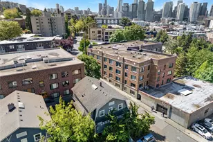 1010 Bellevue Ct E, Seattle, WA 98102 - Photo 25
