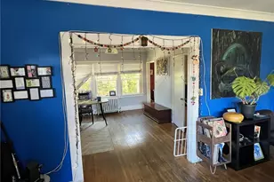 1010 Bellevue Ct E, Seattle, WA 98102 - Photo 5