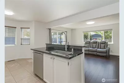 11703 SE 229th Place, Kent, WA 98031 - Photo 17