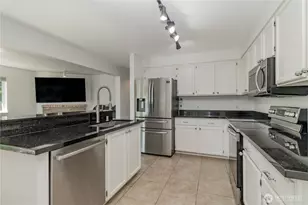 11703 SE 229th Pl, Kent, WA 98031 - Photo 15