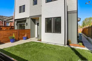 8328 24th Ave NW, Seattle, WA 98117 - Photo 3