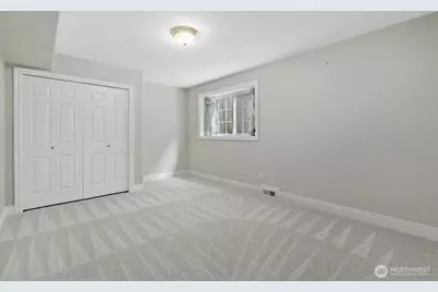 1542 E Sammamish Parkway NE, Sammamish, WA 98074 - Photo 21
