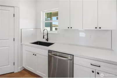 909 NE 6th Avenue, Ephrata, WA 98823 - Photo 7
