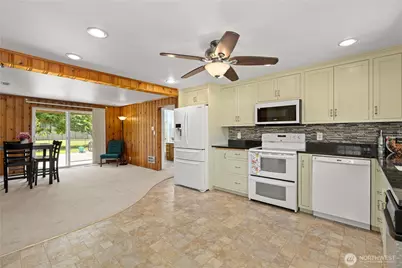 426 4th Avenue SE, Pacific, WA 98047 - Photo 7