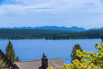 4529 E Laurel Drive NE, Seattle, WA 98105 - Photo 13