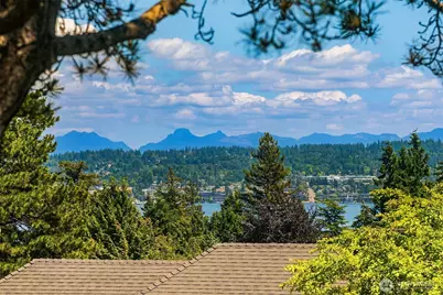 5757 64th Avenue NE, Seattle, WA 98105 - Photo 13