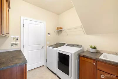 21908 26th Street E, Lake Tapps, WA 98391 - Photo 29