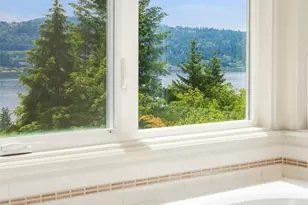 19524 SE 24th Pl, Sammamish, WA 98075 - Photo 35
