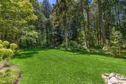 8219 NE New Brooklyn Road, Bainbridge Island, WA 98110 - Photo 35