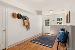 8219 NE New Brooklyn Rd, Bainbridge Island, WA 98110 - Photo 27