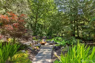 8219 NE New Brooklyn Rd, Bainbridge Island, WA 98110 - Photo 31