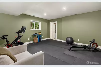 8219 NE New Brooklyn Road, Bainbridge Island, WA 98110 - Photo 29