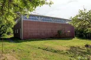 2513 W Edgewood Dr, Port Angeles, WA 98363 - Photo 9