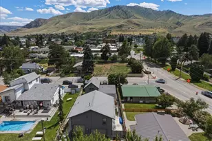 330 W Highland Ave, Chelan, WA 98816 - Photo 37