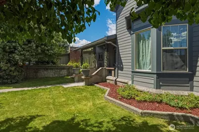 330 W Highland Avenue, Chelan, WA 98816 - Photo 31