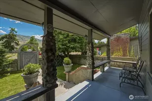 330 W Highland Ave, Chelan, WA 98816 - Photo 35