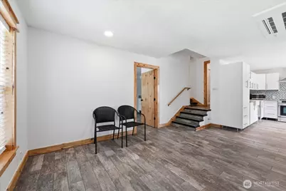 330 W Highland Avenue, Chelan, WA 98816 - Photo 25