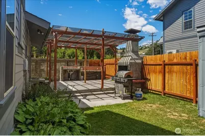 330 W Highland Avenue, Chelan, WA 98816 - Photo 5
