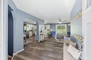 1586 Poplar Ln, Camano Island, WA 98282 - Photo 3