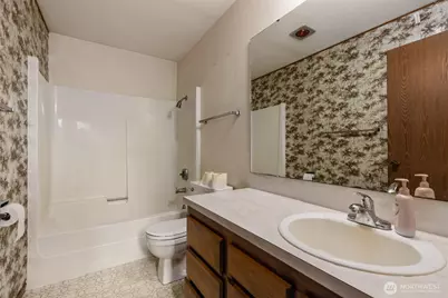5359 Ruby Place NE, Bainbridge Island, WA 98110 - Photo 27