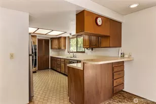 5359 Ruby Pl NE, Bainbridge Island, WA 98110 - Photo 13