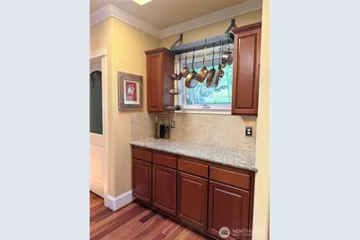 18210 Homeview Drive, Edmonds, WA 98026 - Photo 13