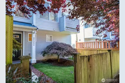 8520 Midvale Avenue N #A, Seattle, WA 98103 - Photo 1