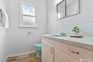 1909 Cleveland Ave, Mount Vernon, WA 98273 - Photo 21