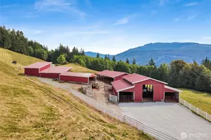 18077 Fox Hollow Ln, Bow, WA 98232 - Photo 11