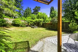 1542 NE 96th St, Seattle, WA 98115 - Photo 25