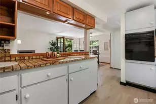 1542 NE 96th St, Seattle, WA 98115 - Photo 19