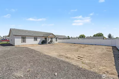 919 N Washington Court, Moses Lake, WA 98837 - Photo 7