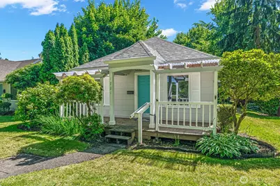 1821 Nichols Boulevard, Longview, WA 98632 - Photo 1