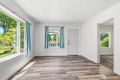 1821 Nichols Boulevard, Longview, WA 98632 - Photo 3