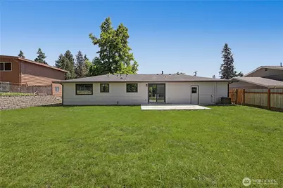 10646 SE 236th Street, Kent, WA 98031 - Photo 17