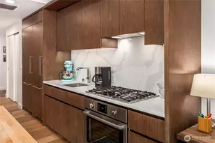 121 Stewart St, Seattle, WA 98101 - Photo 9