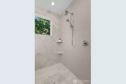 5739 25th Avenue NE, Seattle, WA 98105 - Photo 27