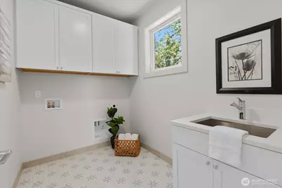 5739 25th Avenue NE, Seattle, WA 98105 - Photo 33