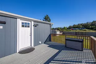 7525 Roblee Dr, Blaine, WA 98230 - Photo 23