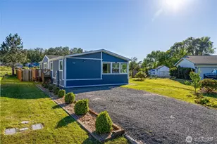 7525 Roblee Dr, Blaine, WA 98230 - Photo 1