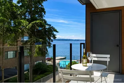 6333 Lake Washington Boulevard NE #304, Kirkland, WA 98033 - Photo 13
