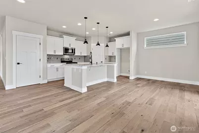 14227 SE 284th Place, Kent, WA 98042 - Photo 9