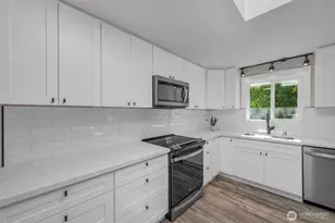 19156 66th Pl NE, Kenmore, WA 98028 - Photo 11