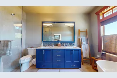 8102 E Perelli Lane, Port Orchard, WA 98366 - Photo 17