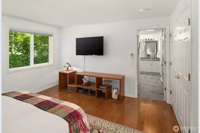647 Edmonds Way, Edmonds, WA 98020 - Photo 23