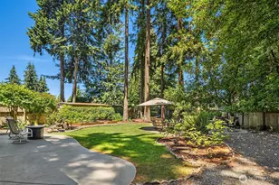 647 Edmonds Way, Edmonds, WA 98020 - Photo 31