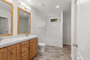 6772 NE Whidbey Dr, Silverdale, WA 98340 - Photo 13