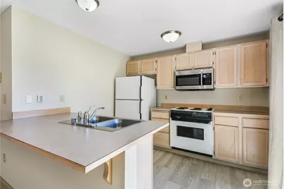4604 76 Street NE #Unit 6, Marysville, WA 98270 - Photo 9