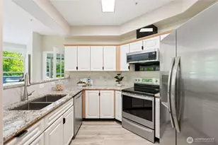 19412 48th Ave W, Lynnwood, WA 98036 - Photo 9